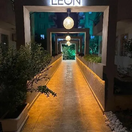 Leon Bed & Breakfast *