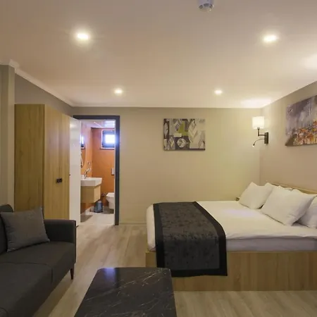 Leon Bed & Breakfast *